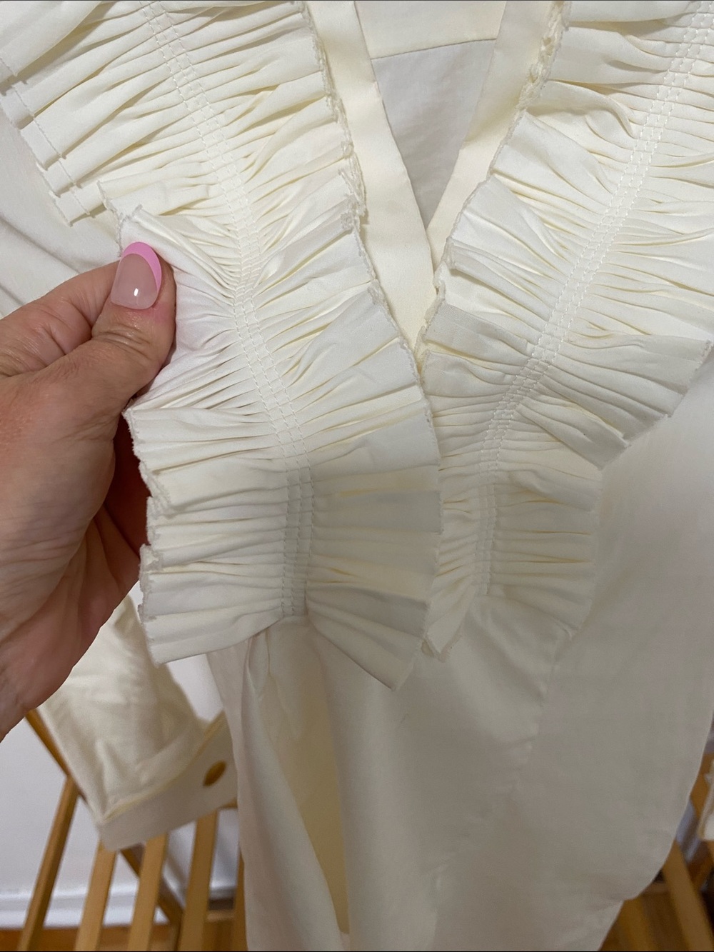 BCBGMaxAzria Cream Ruffled V-Neck Blouse - Picture 5 of 7